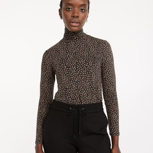 Reitmans Cottagecore Ditsy Floral Dark Fairy Turtle Neck Top Whimsigoth Romantic - Picture 3 of 12